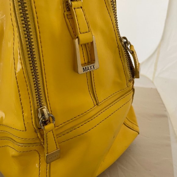 MAXX New York Patent Bag - Picture 4 of 7